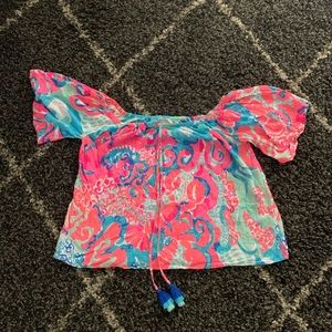 GUC Lilly Pulitzer short sleeve top with tassels